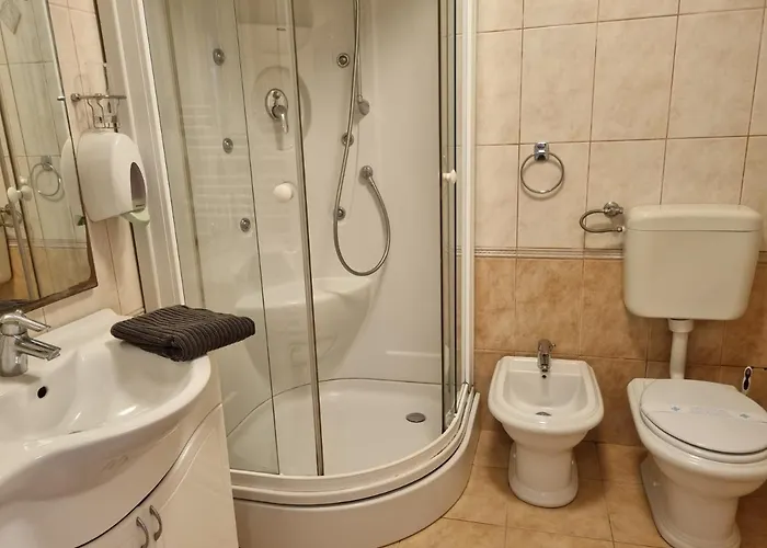 Moro 2 *